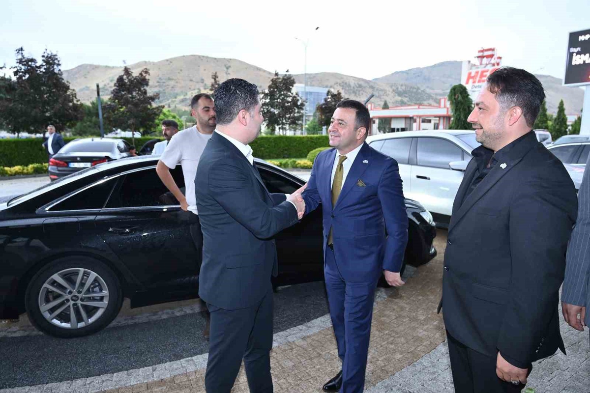 İsmail Özdemir Kayseri OSB\'yi Ziyaret Etti