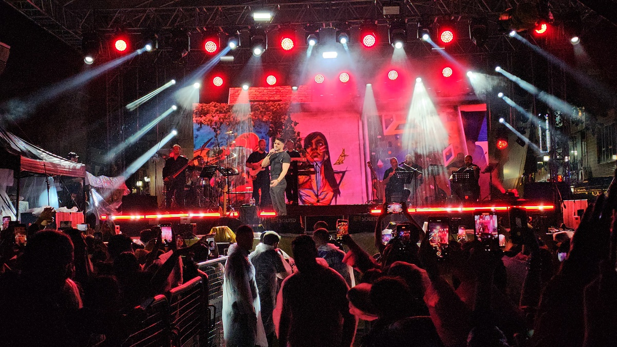 Yağmura Rağmen Konser Coşkusu
