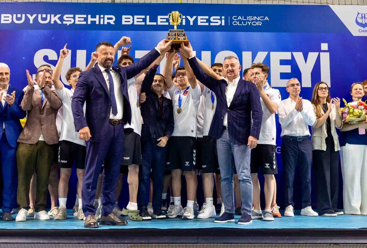 Sualtı Hokeyi D&uuml;nya Şampiyonası Kocaeli&rsquo;de tamamlandı