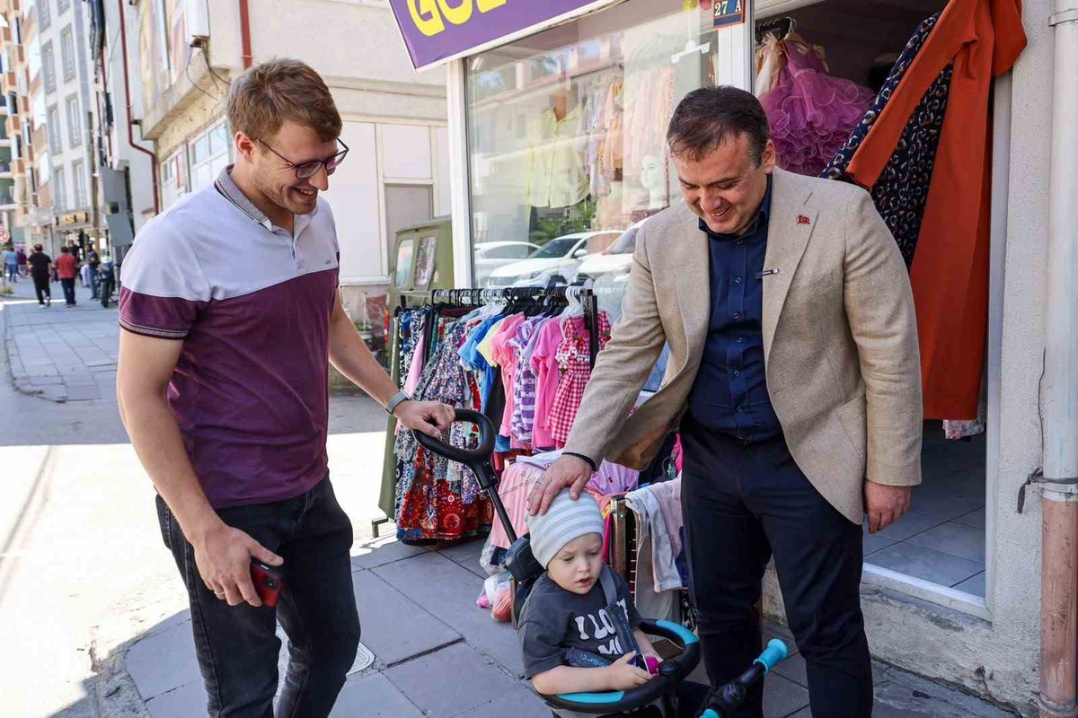 Vali Sözer, Bozüyük\'te Esnafla Buluştu