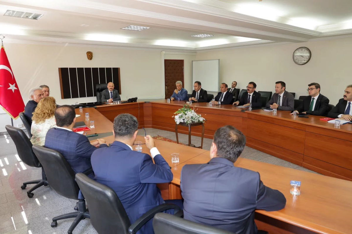 Kaymakamlar Toplantısı\'nda Hizmetler Değerlendirildi