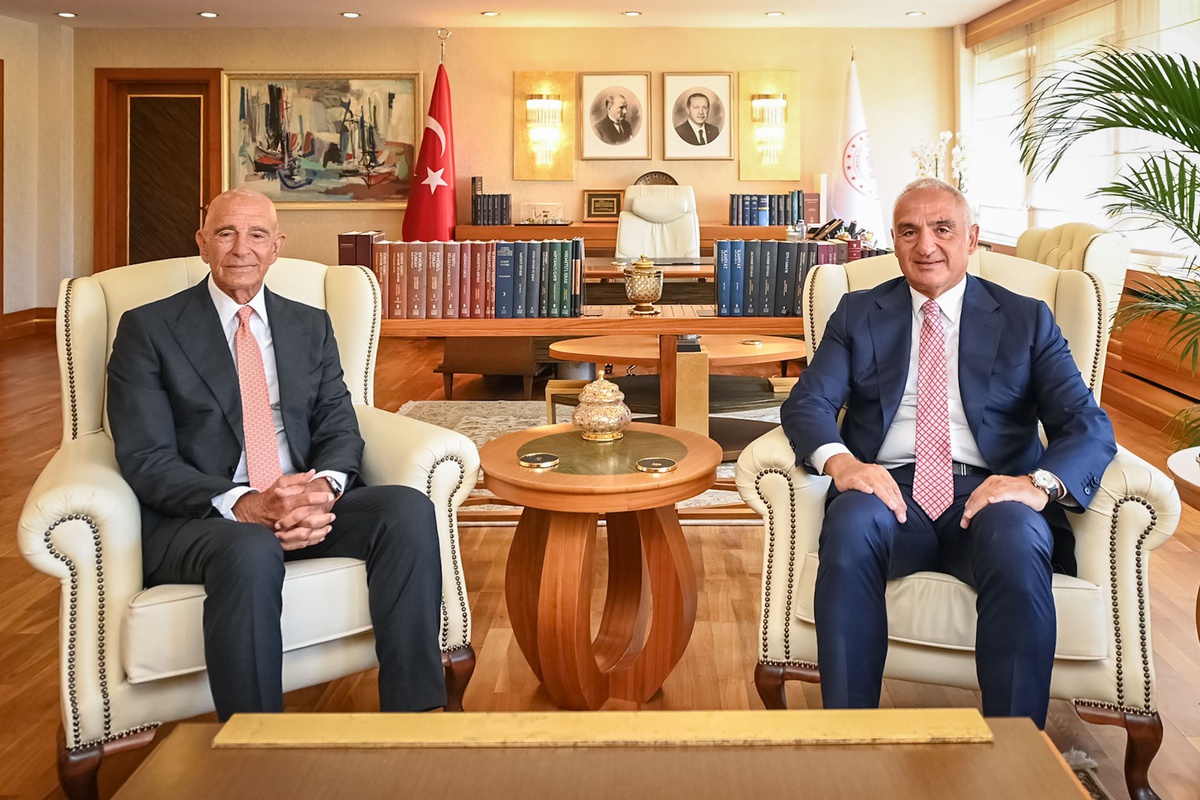 Ersoy ve Barrack\'tan Turizm İş Birliği Görüşmesi