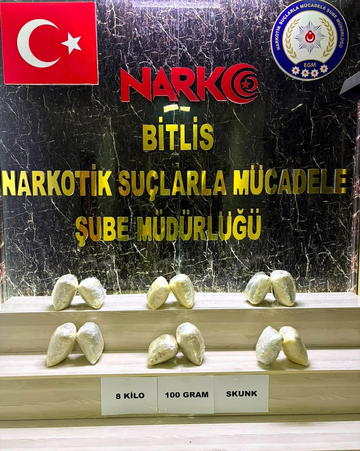 Bitlis\'te 8 kg uyuşturucu ele geçirildi