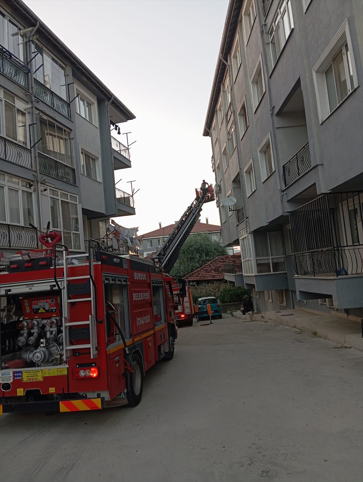 Burdur\'da Apartman Yangını