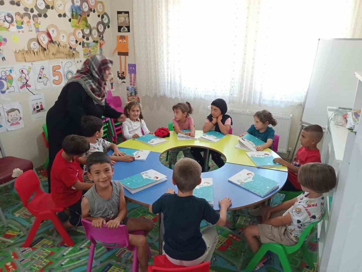 Müftü Yardımcısı Keleş\'ten Kur\'an Kursu Ziyareti