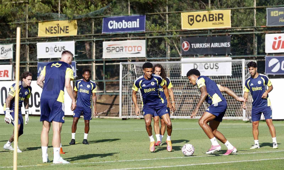 Fenerbahçe Maç Hazırlıklarına Devam Ediyor