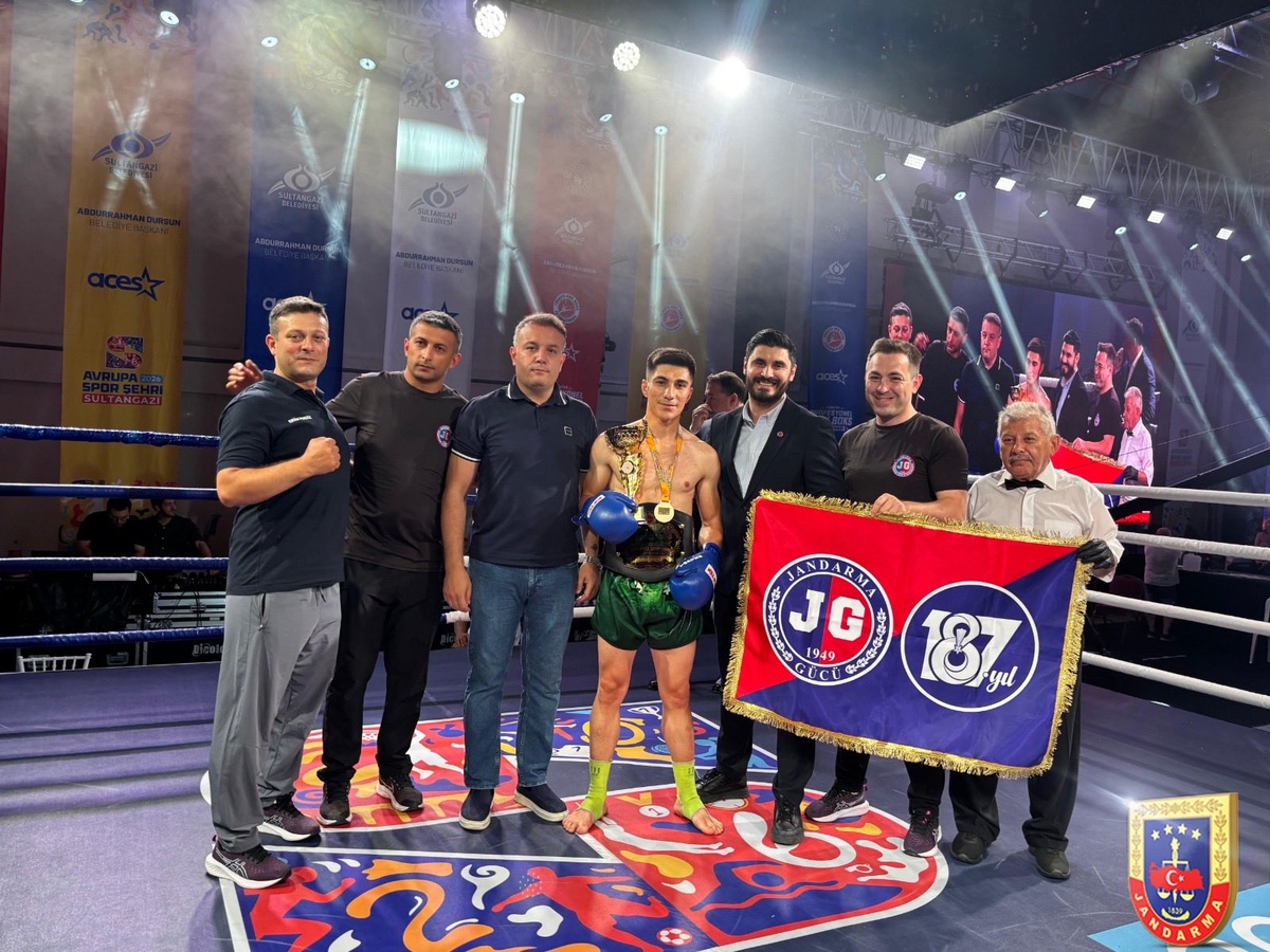 Jandarma Gücü Kick Boks Turnuvası\'nda Başarı