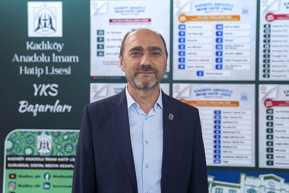 Muammer Rasih Efe\'den İki Türkiye Derecesi
