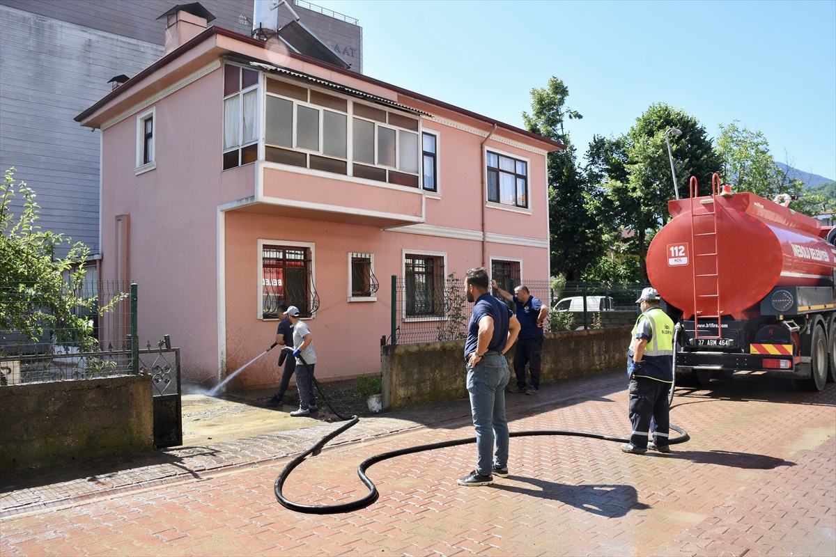 Cide\'deki Su Baskınları İçin Ekipler Seferber Oldu