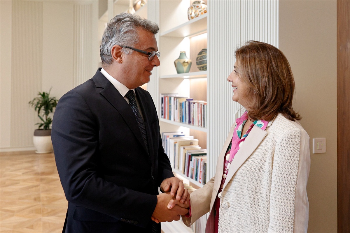 Guterres Kıbrıs\'ta!