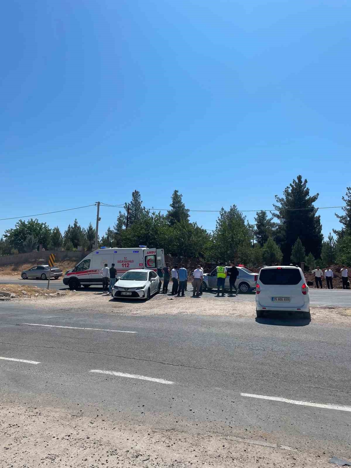 Kurtalan\'da Trafik Kazası: 2 Yaralı