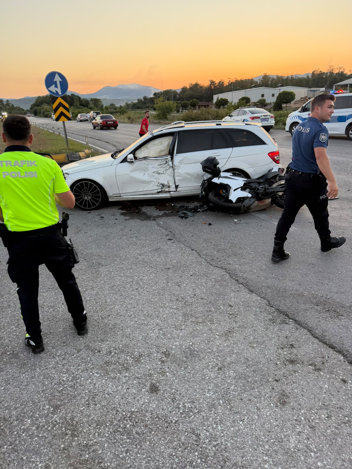 Motosiklet Kazasında Genç Kadın Hayatını Kaybetti
