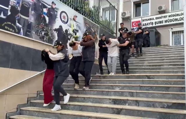 Rapçi Blok3'e suikast düzenleyeceklerdi! Bodrum'da yakalandılar