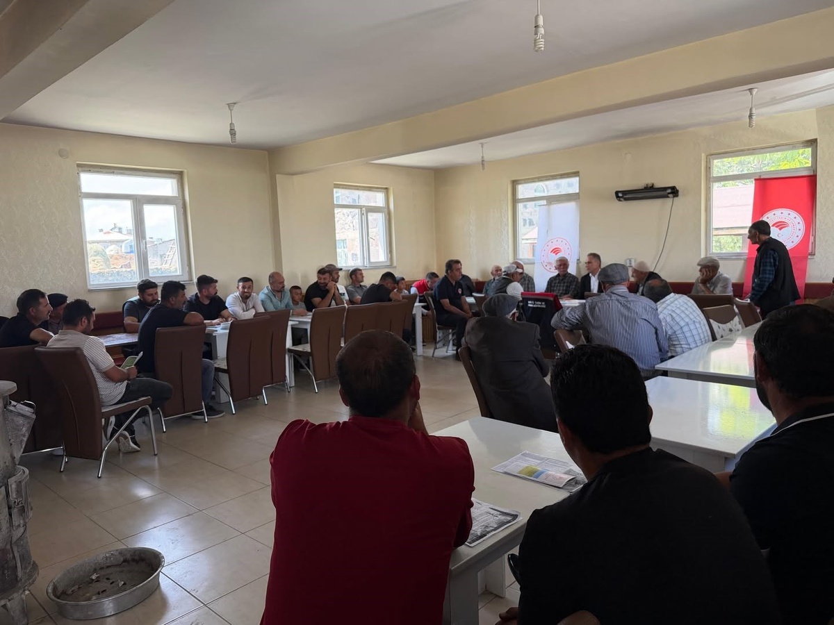 Kars\'ta Çiftçi Buluşması