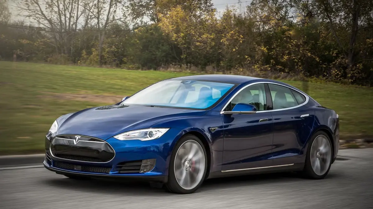 Tesla\'nın 800 Bin Km Performansı