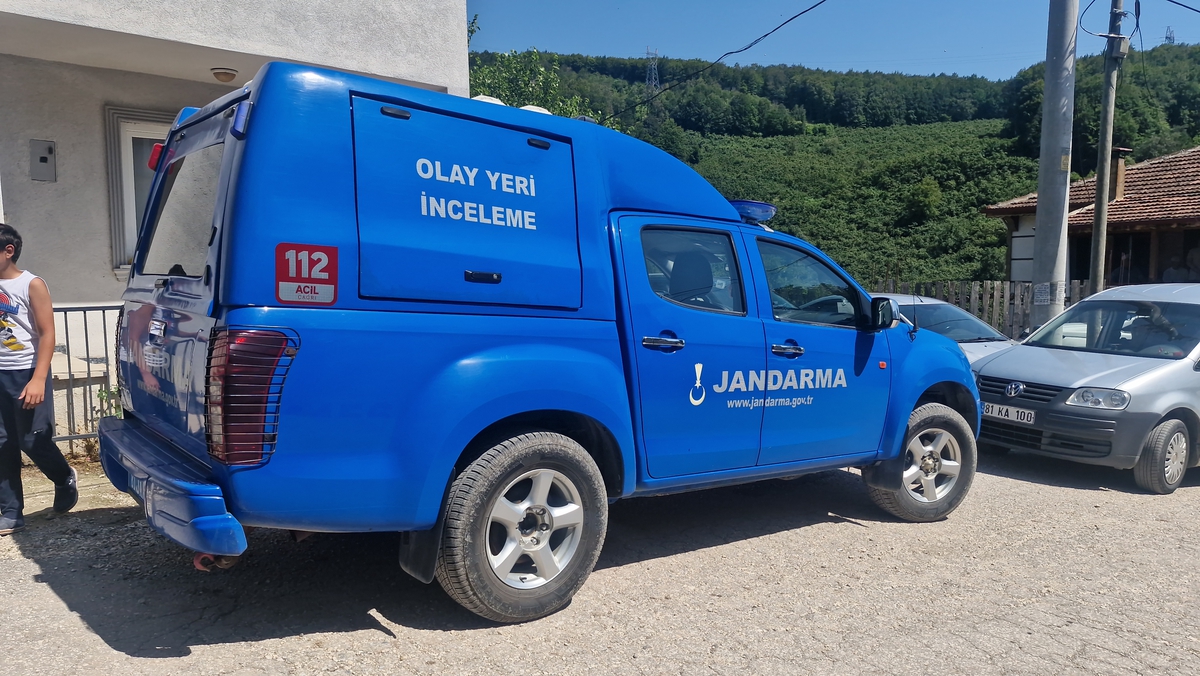 Tartışma Kanlı Bitti: Yenge Pompalı Tüfekle Öldürüldü