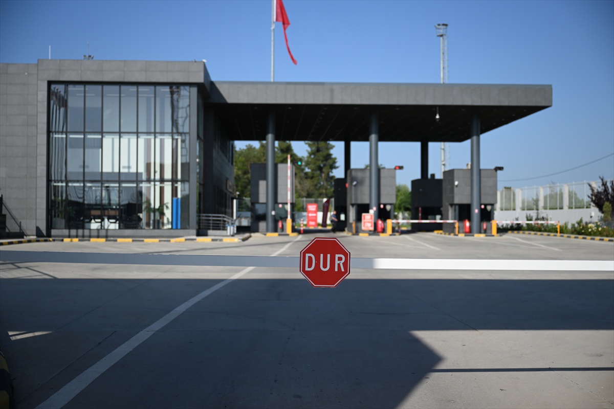 Yunan Gümrük Grevi Sınır Geçişlerini Durdurdu