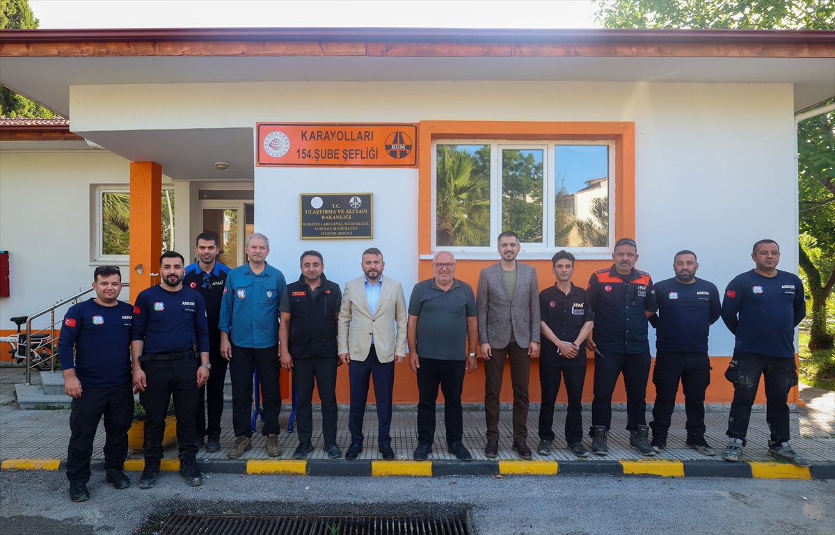 Arnavutköy\'den Cide\'ye Yardım