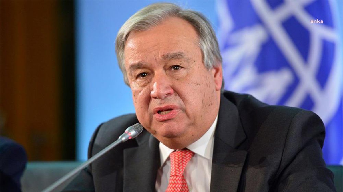 Guterres Kıbrıs\'ta Barış İçin Görüşmelerde Bulunuyor
