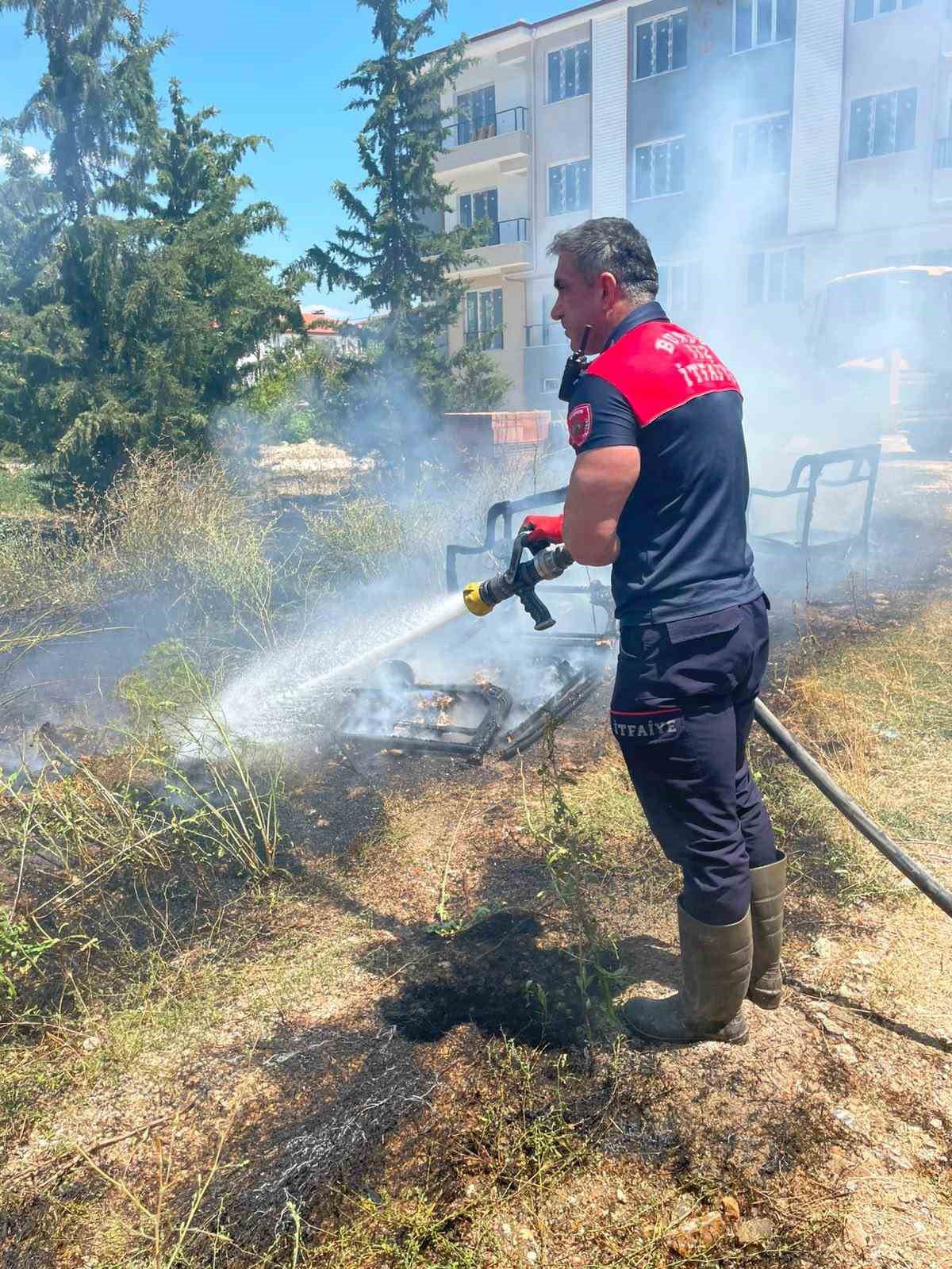 Burdur\'da Ot Yangını Kontrol Altında