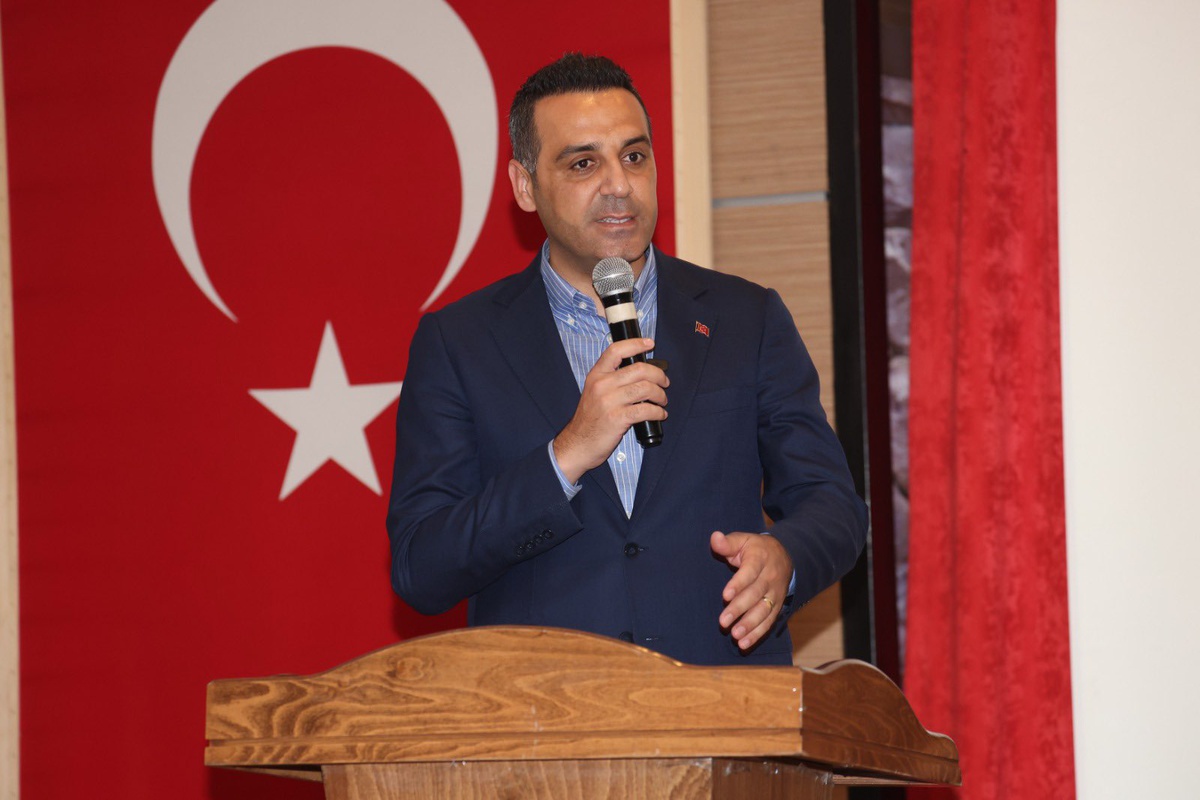 Çiğli Belediye Başkanı Yıldız: Görevimiz partimizi layıkıyla ve kuruluş değerlerini güçlendirerek geleceğe taşımaktır