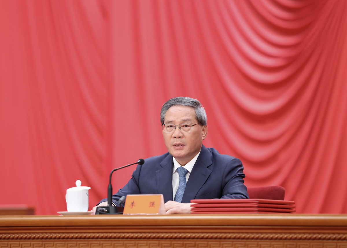 Li Qiang\'dan Koretskiy\'e Tebrik