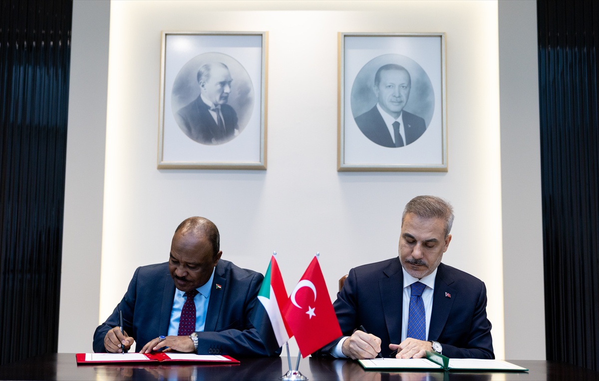 Fidan ve Salim Ankara\'da Görüştü