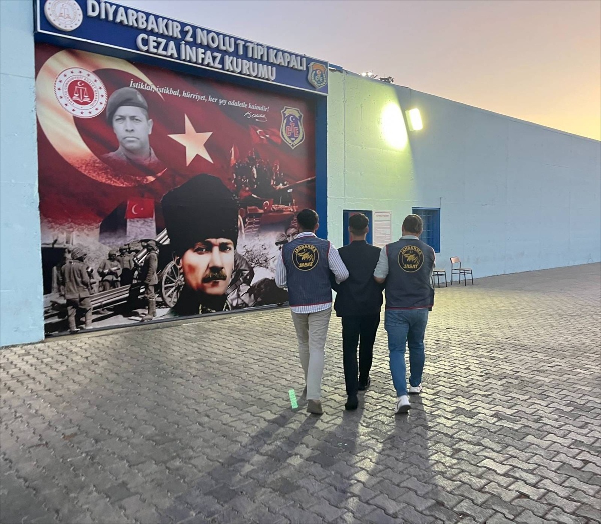 Diyarbakır\'da 137 Suçlu Yakalandı