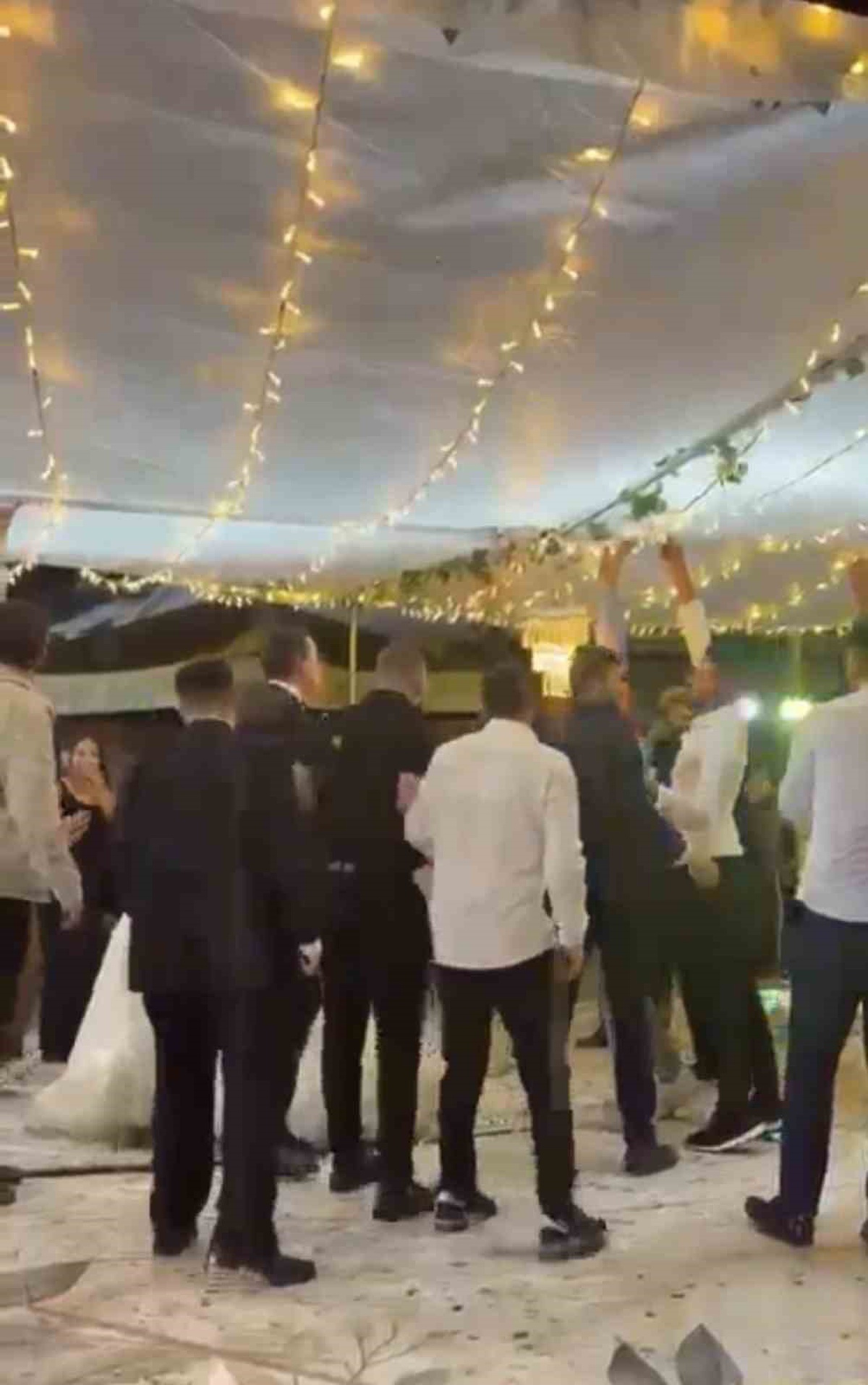 Düğünde Sağanak ve Panik!