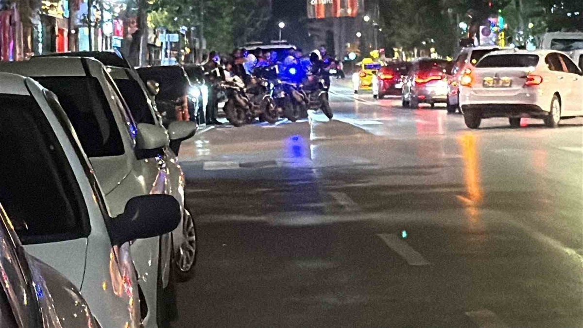 Eskişehir\'de kavgada geriye kol saati ve kapı kolu kaldı