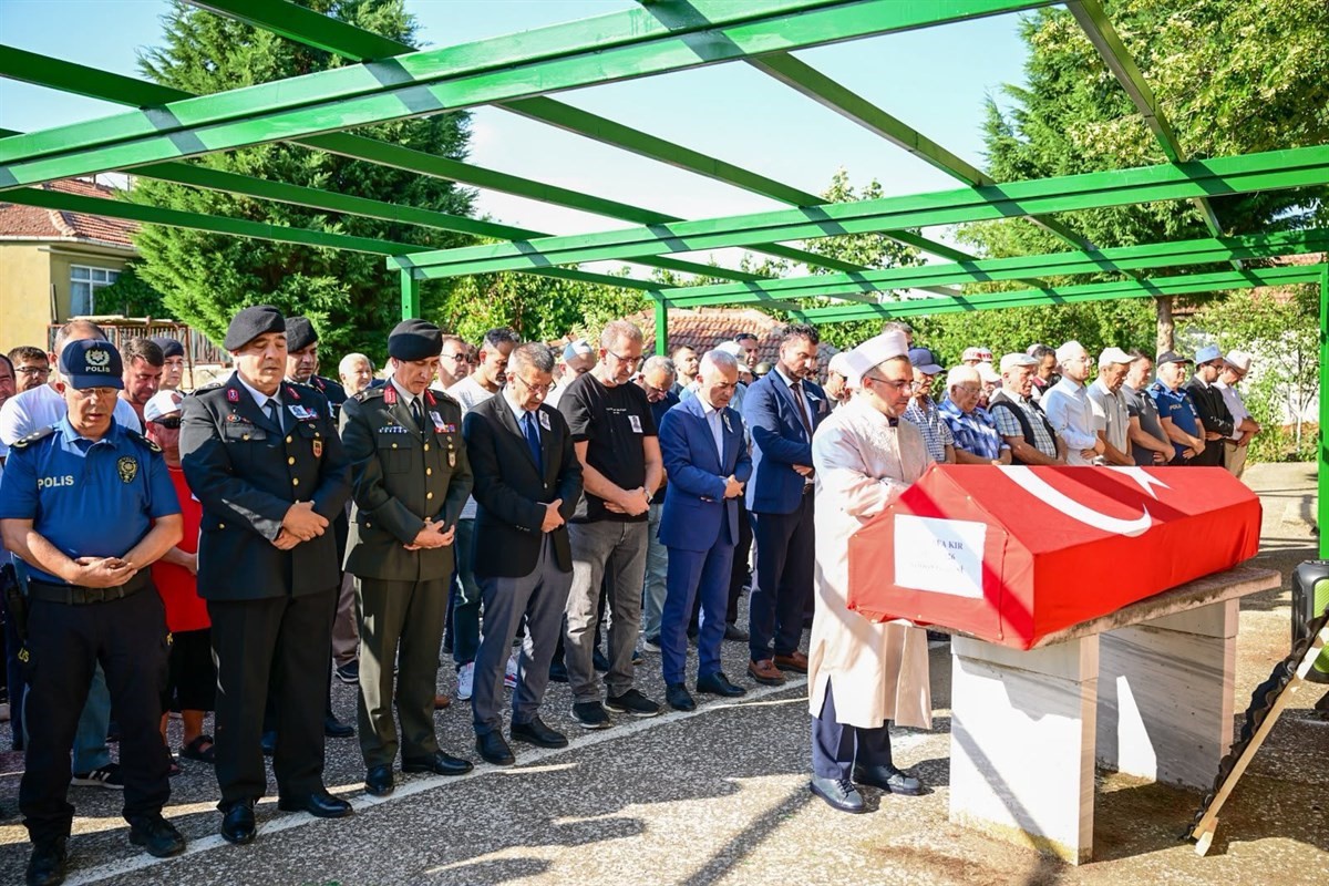 Kıbrıs Gazisi Mustafa Kır, askeri törenle uğurlandı