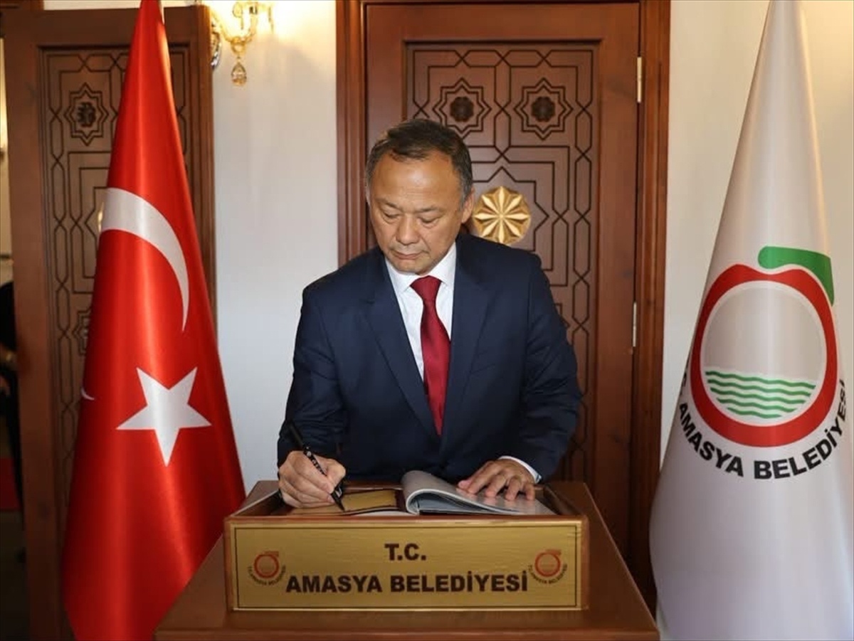 Kırgızistan Büyükelçisi Amasya\'da Ziyaret Gerçekleştirdi