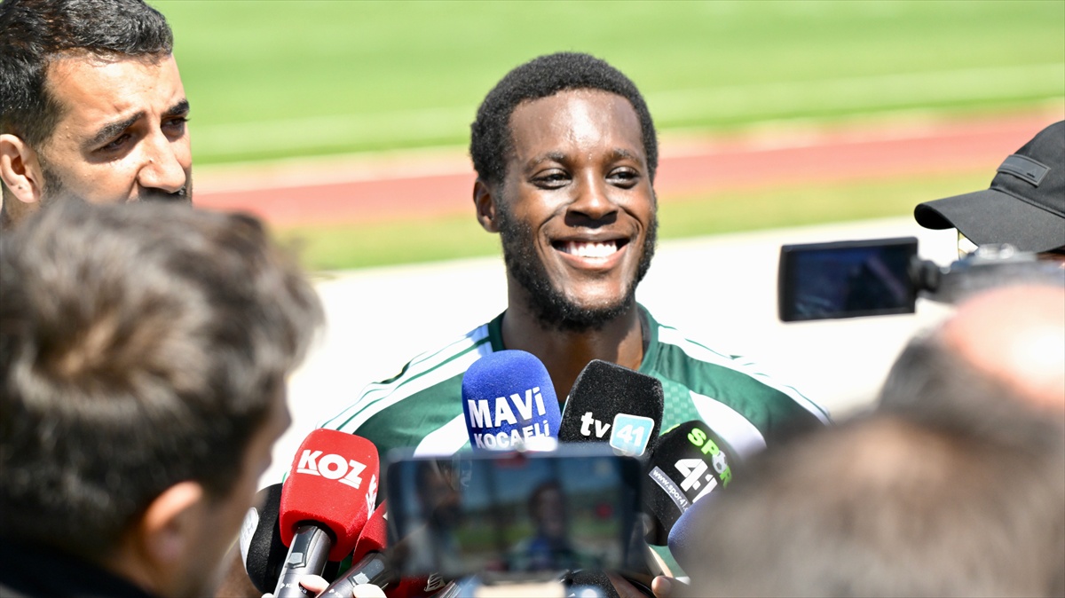 Kocaelispor Transfer ve Hazırlık Süreçlerini Değerlendirdi