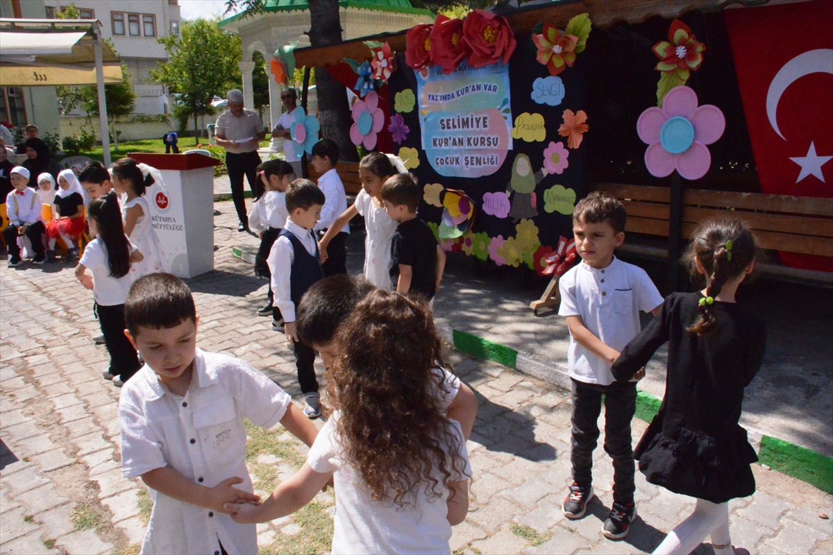 Kütahya\'da Çocuk Şenliği Düzenlendi