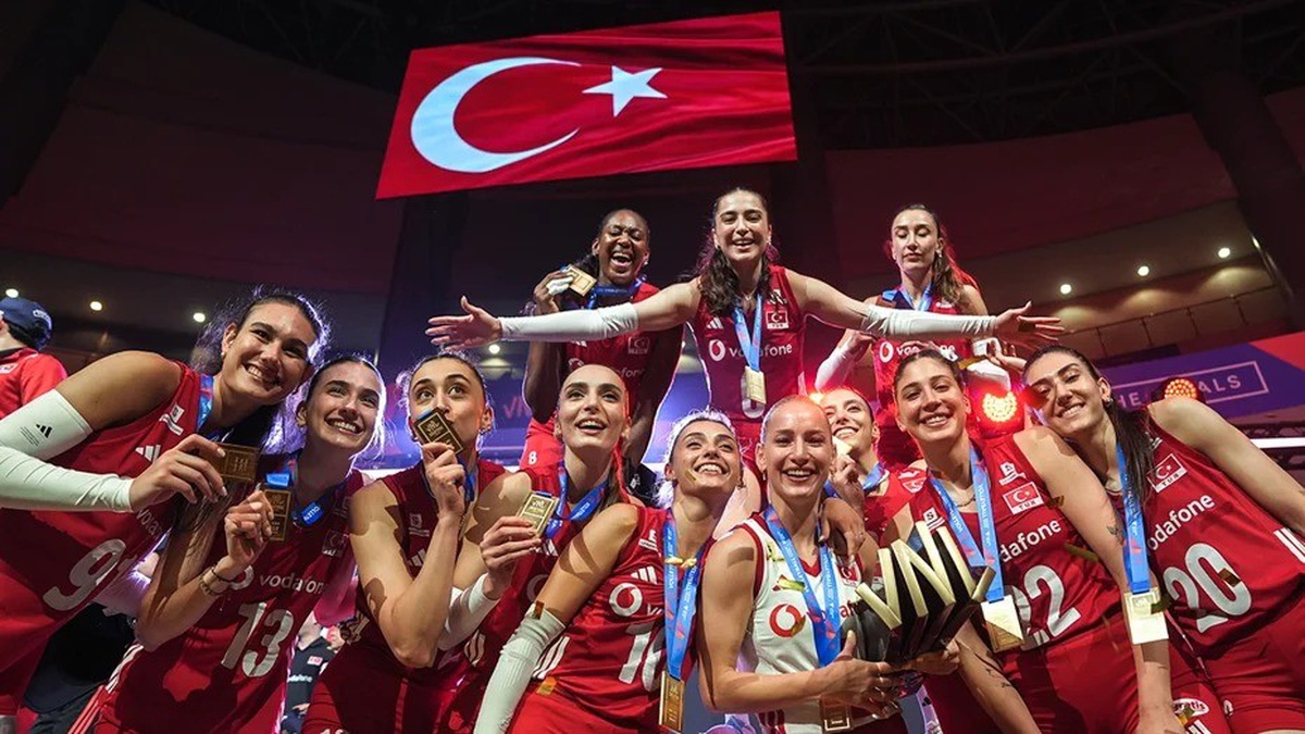 Malatya Büyükşehir Belediye Başkanı Sami Er’den Filenin Sultanları’na kutlama mesajı