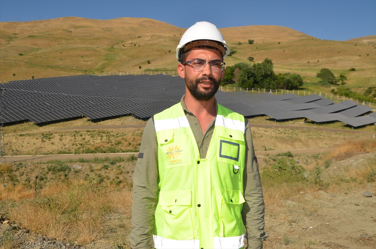 Muş\'ta Güneş Enerji Santrali Faaliyete Geçti