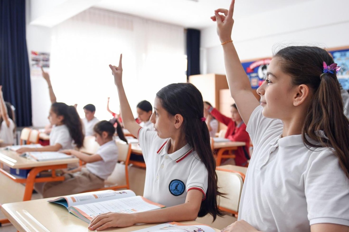 Öğrenciler ve veliler dikkat! Okul yönetlemiği sil baştan değişti