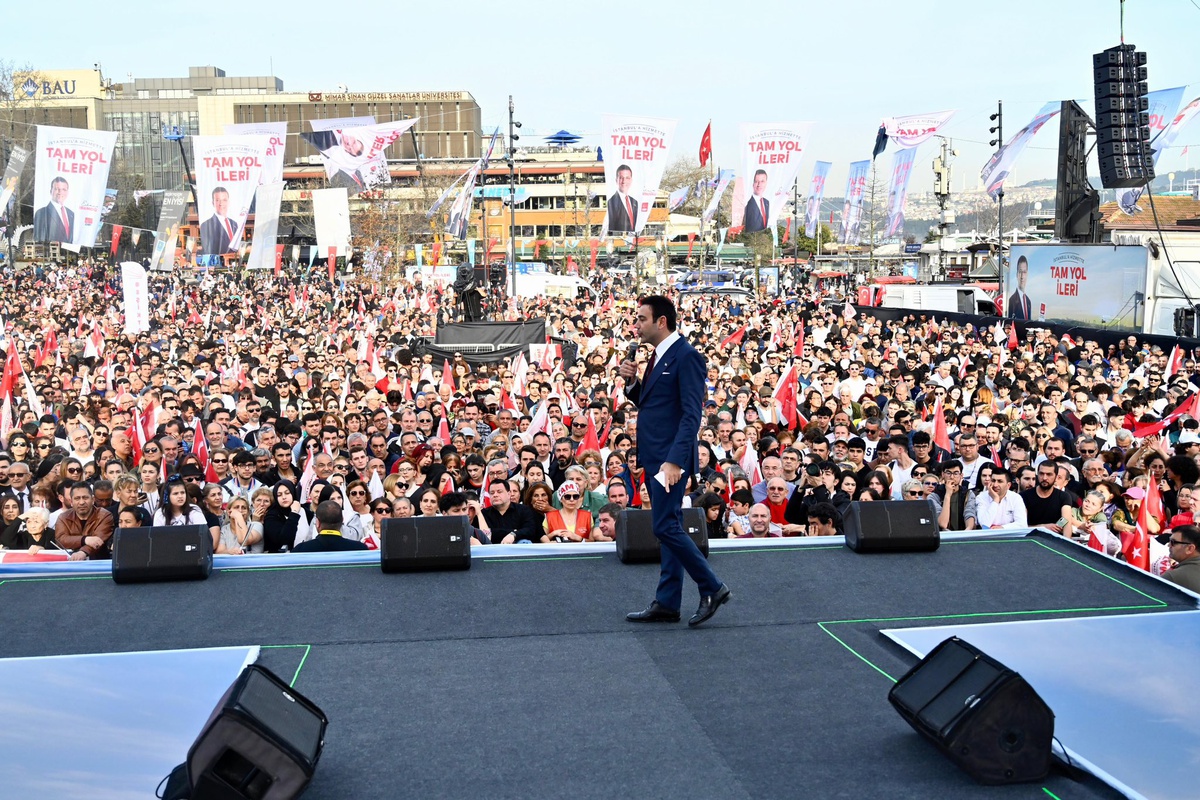 Akpolat\'tan \'CHP kurultayı\' iddiası: Konuş çık dosyanı temizleyelim dediler
