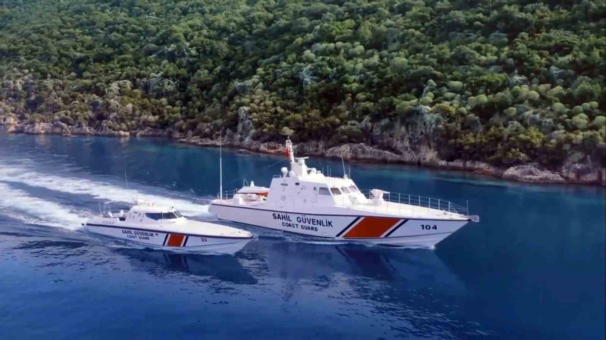 Muğla\'da Sahil Güvenlik Yangınla Mücadelede Aktif
