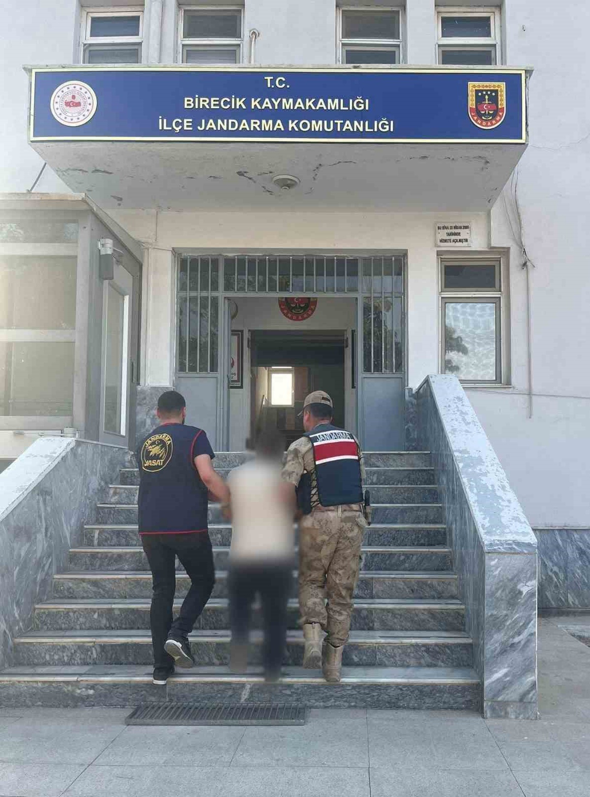 Hırsızlık Suçlusu Yakalandı