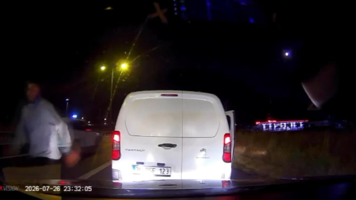 Silivri\'de Trafik Kavgası: Sürücü Darbedildi