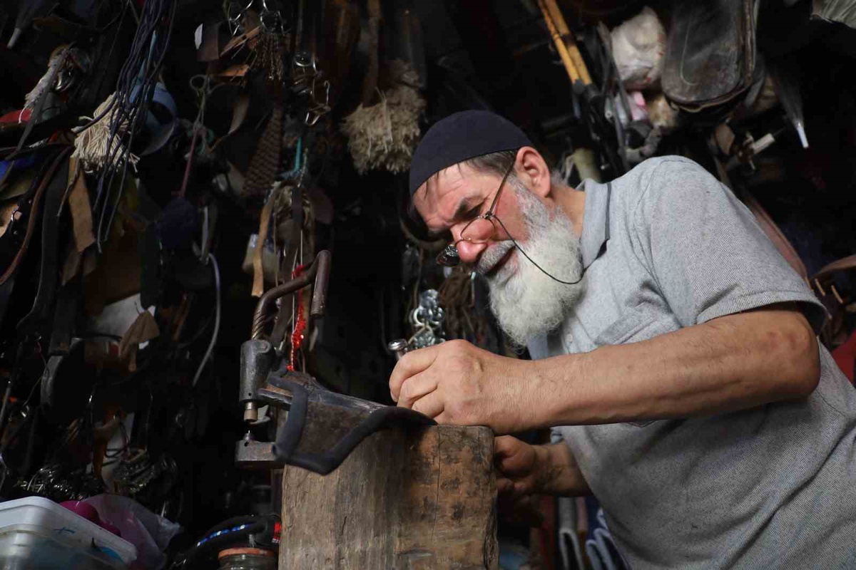 Sivas\'ta 60 Yıllık Saraçlık Geleneği
