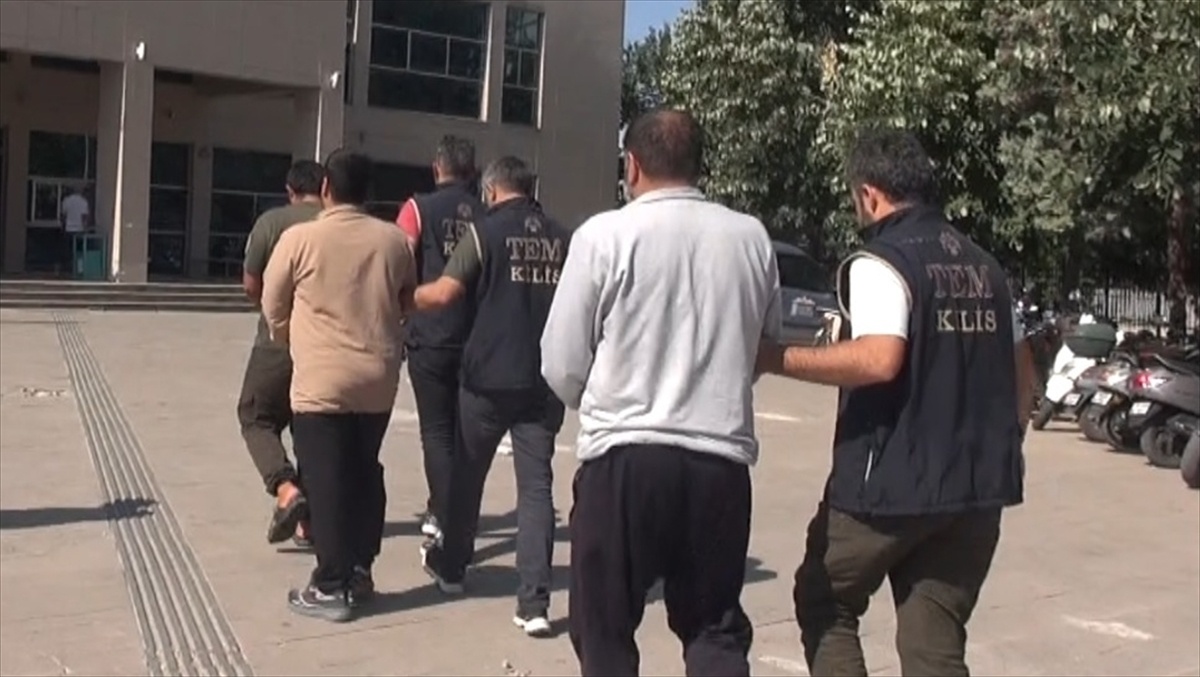 DEAŞ\'a Yönelik Operasyonda 7 Tutuklama
