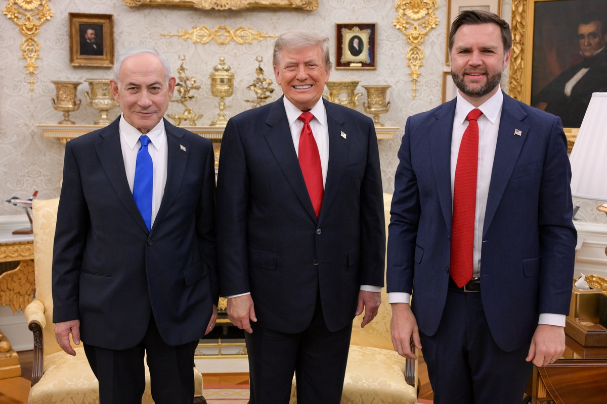 Trump ve Netanyahu Beyaz Saray\'da Görüştü