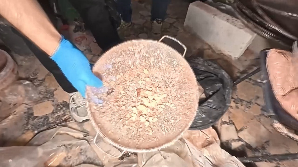 Zeytinburnu\'nda 115 Kilo Uyuşturucu Ele Geçirildi
