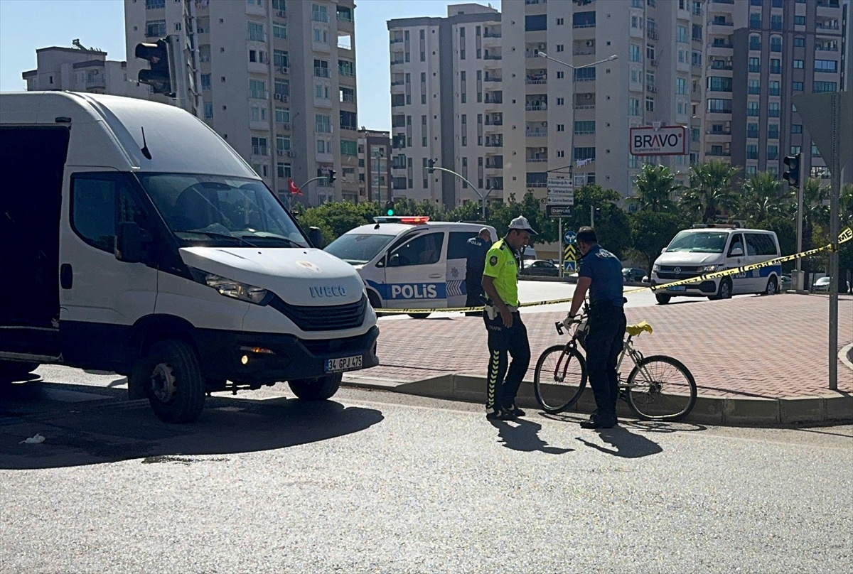 Kamyonun Çarptığı Bisikletli Hayatını Kaybetti