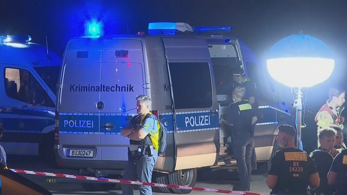 Berlin\'deki Saldırı İslamcı Radikalleşmeyi Tartışma Konusu Yapıyor