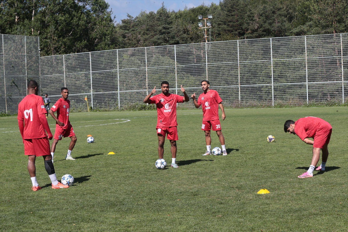 Al Ittihad, Bolu\'da Kamp Yapıyor