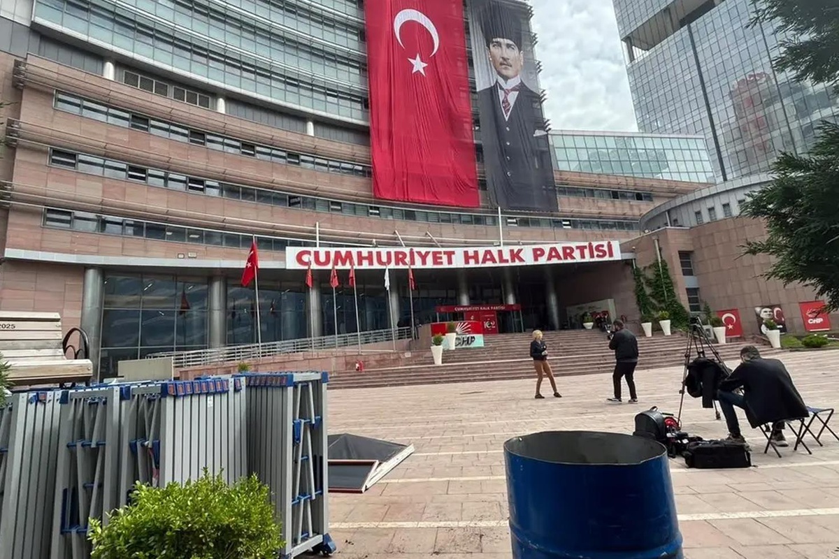"CHP\'de seçmen verileri çalındığı" iddiasıyla ilgili iki gözaltı