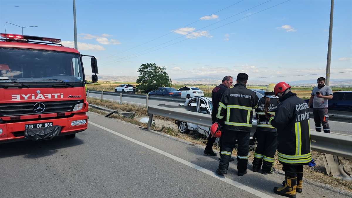 Çorum\'da Tır ile Otomobil Çarpıştı: 1 Yaralı